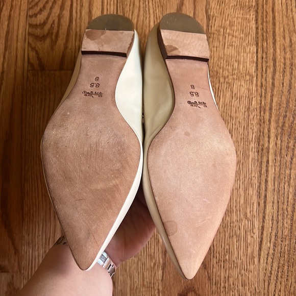 NWOT Coach cream flats with scallop and stud detailing. - Picture 3 of 4